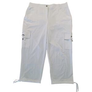 NWT Chico’s Sz 1 M Zenergy Neema Dylan Cargo Crop Pants White Optic Stretch